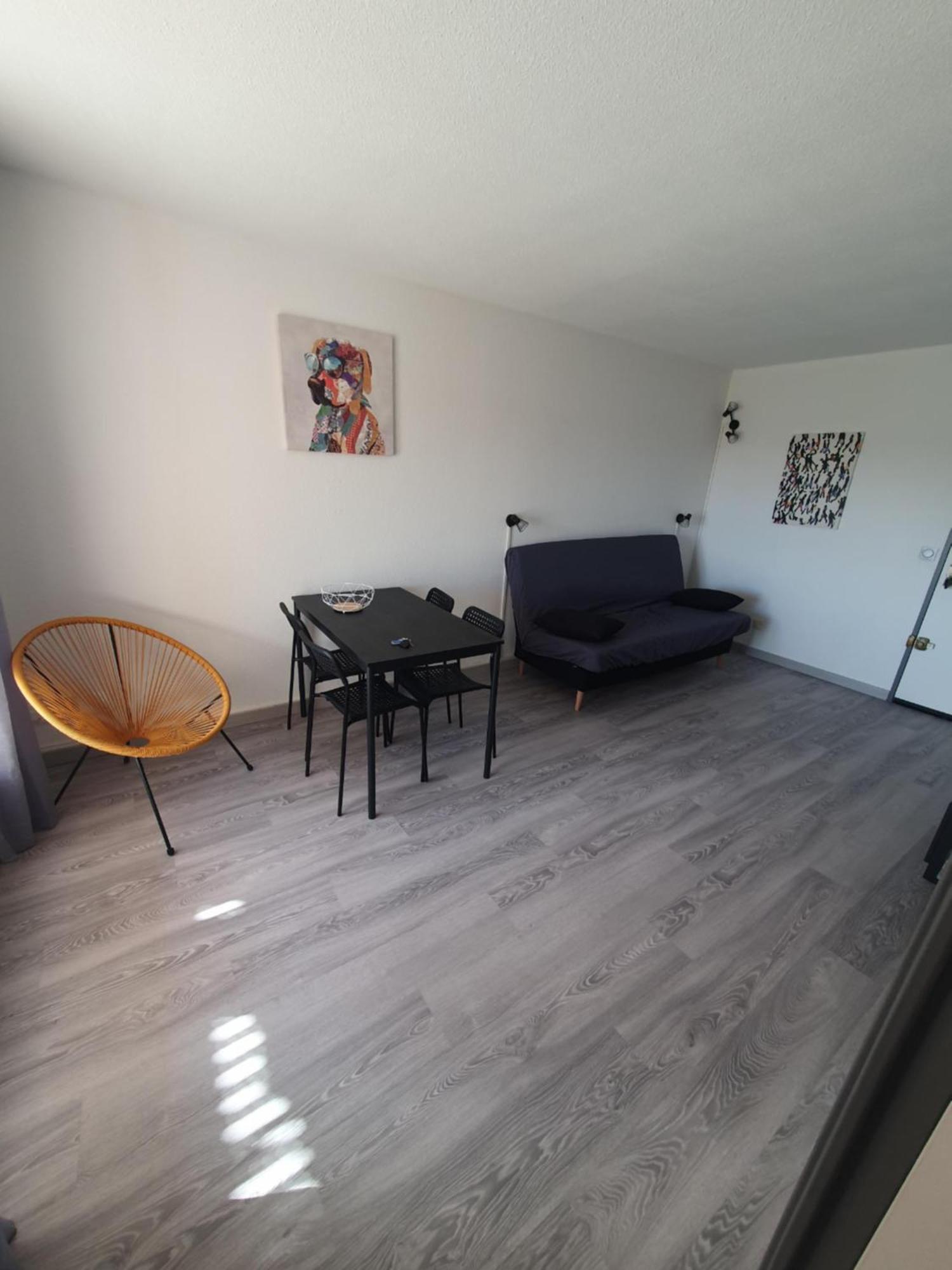Les Terrasses De La Baronnie Appartement Climatise Avec 1 Chambre Et Piscine Ouverte Du 28 Mai 2025 Au 28 Septembre 2025 Le Grau-du-Roi Eksteriør billede